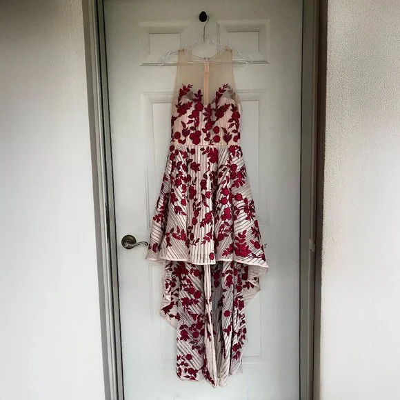 $995 Size 10 Marchesa Notte Floral Embroidered Gown - Picture 2 of 6